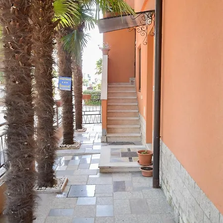 Emma Apartmán
