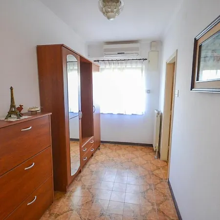 Emma Apartmán *